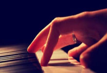 爱游戏:红魔今年最后一战务必擒喜鹊 避免续写更多尴尬纪录.